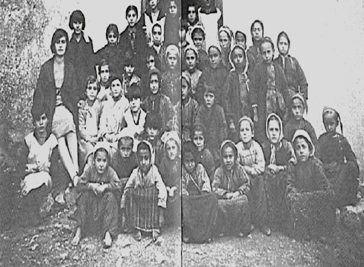 “per-shkollat-shqipe-ne-filat,-u-caktua-si-pergjegjes-qamil-efendiu,-por-atij-i-dolen-shume-pengesa-nga-autoritetet-qeveritare,-pasi…”/-historia-e-panjohur-e-mesuesve-te-gjuhes-shqipe-ne-cameri