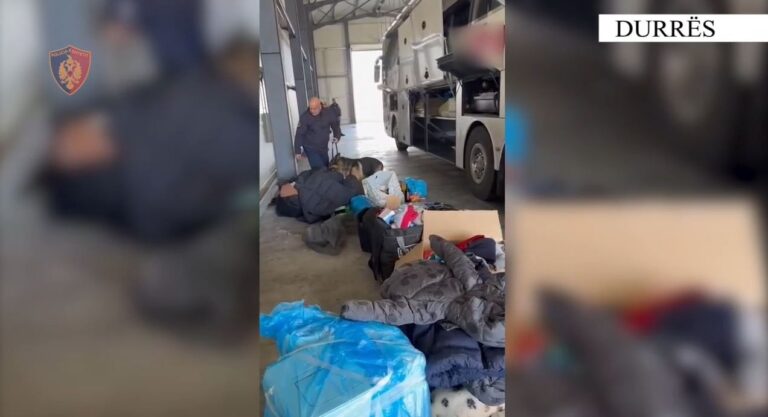 durres,-sekuestrohet-droge,-arme-zjarri,-bizhuteri-dhe-29-mije-euro