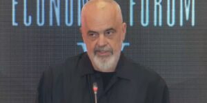 “shqiperia-gati-per-investime-afatgjate”/-rama:-busulla-jone,-be.-evropa-te-mbaje-premtimin-dhe-t’i-permbahet-kalendarit