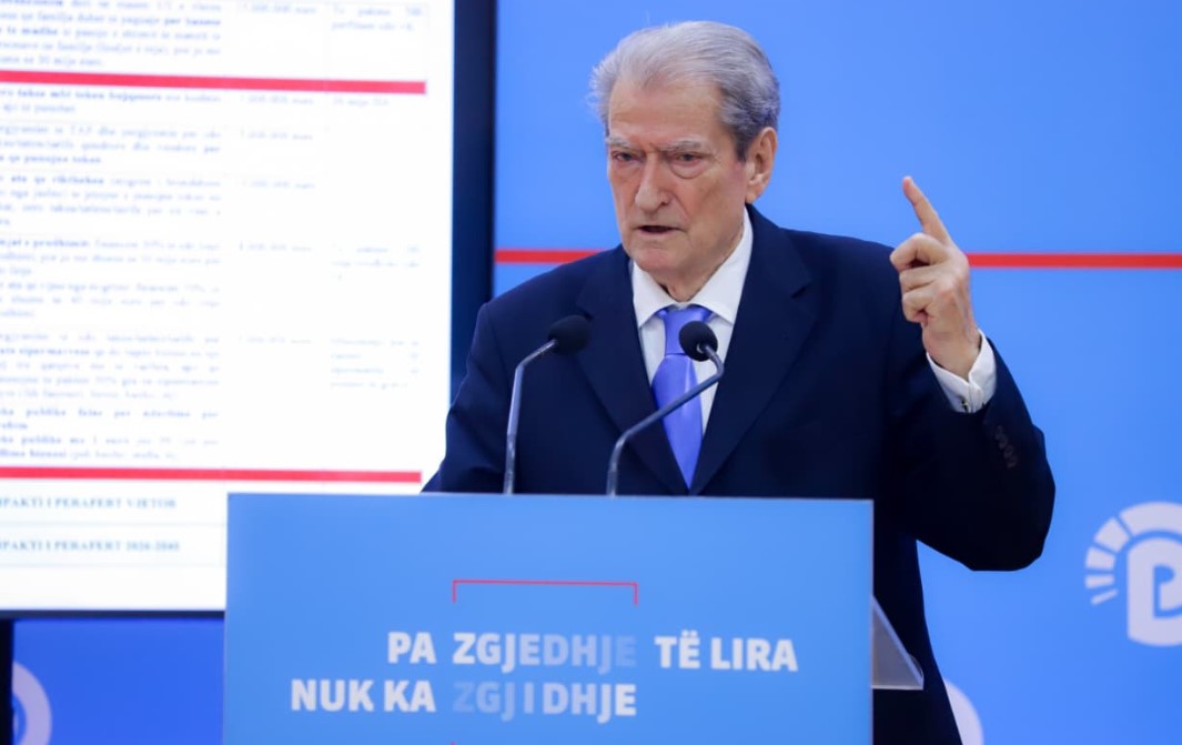 avokati-i-popullit,-berisha-tregon-arsyet-se-pse-pd-terhoqi-firmat-per-kandidatet:-e-verteta-eshte-se…