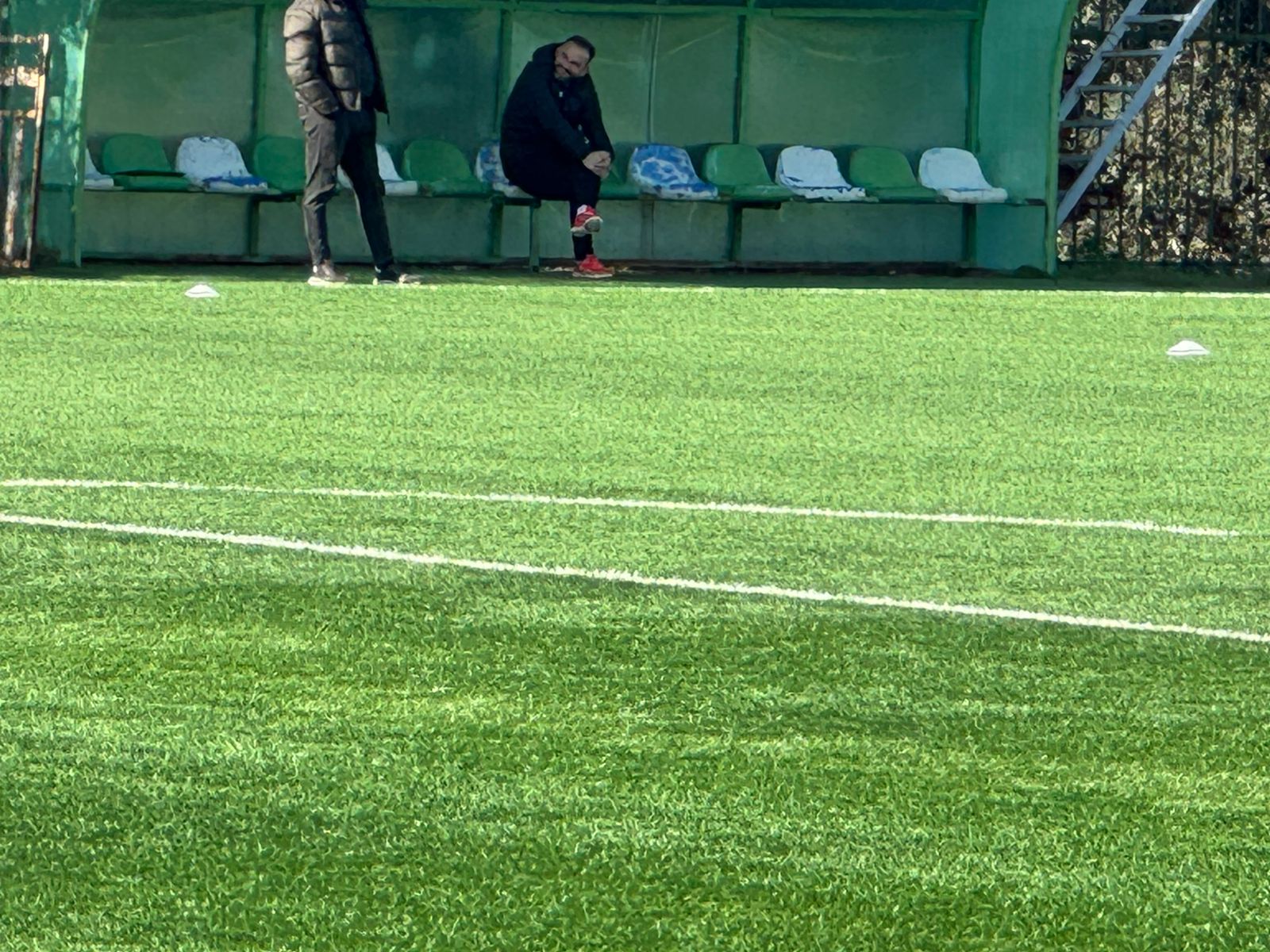 foto/-lajm-i-shkelqyer,-edlir-tetova-rikthehet-ne-stervitje,-feste-tek-egnatia