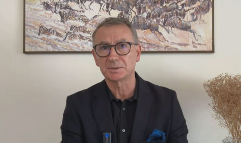 “merr-vota-kur-leshon-pe-kryetari”,-“shperthen”-kadilli:-nuk-eshte-pd,-por-salia-demokratike!