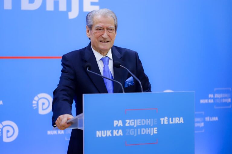 super-rrogat-e-drejtesise/-edhe-berisha-kunder,-por-“fajin-e-ka-rama”