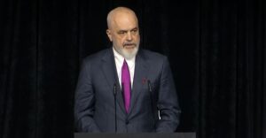 100-vjetori-i-krijimit-te-urdhrit-te-skenderbeut/-rama:-skenderbeu,-gur-themeli-i-shtetformimit-dhe-meritokracise