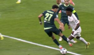 nis-vrullshem-ne-“bernabeu”,-real-madrid-pretendon-per-penallti.-vinicius-junior-feston-para-kohe-(video)