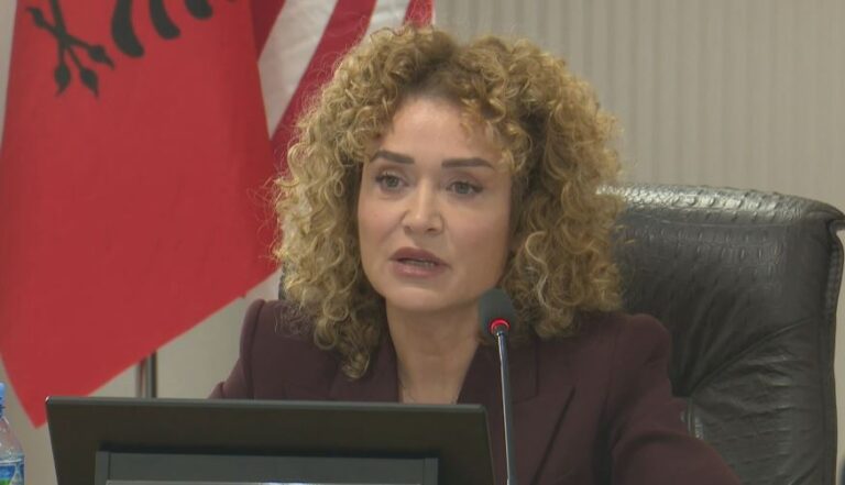 “duhet-integritet-i-pakompromiste”/-kandidate-per-kreun-e-ri-te-spak,-doloreza-musabelliu:-synoj-nje-drejtim-te-pavarur-me-rezultate-konkrete