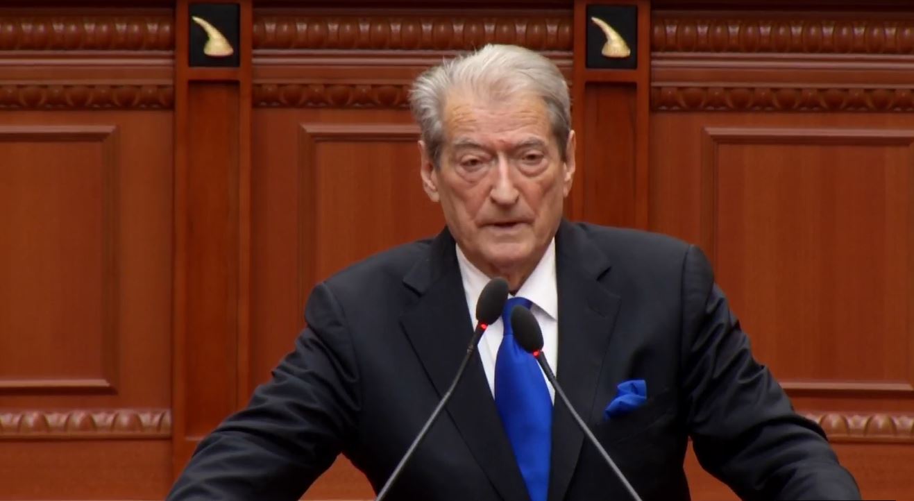 “rama-dhe-lubia-s’guxojne-te-dalin-para-shqiptareve”,-berisha-e-zbulon:-po-behet-beteje-per-te-mbyllur-dosjen-e-kryeministrit,-por…