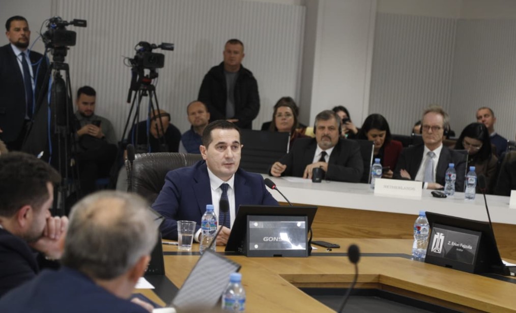 video/-me-7-vota-te-anetareve-te-klp,-klodian-braho-zgjidhet-ne-krye-te-spak