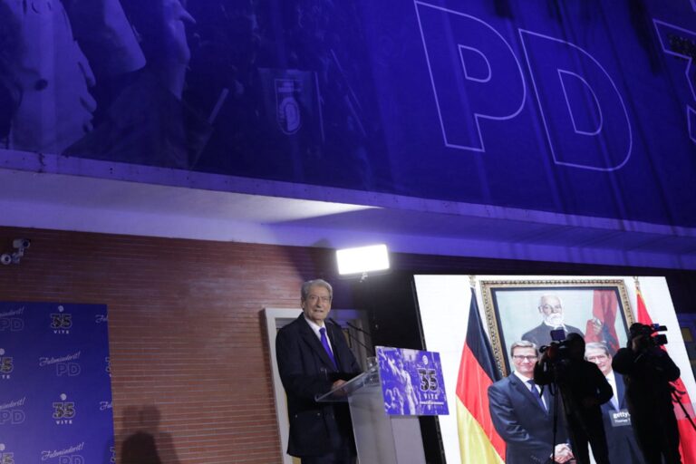 “narkoshteti-po-shembet,-demokratet-do-japin-goditjen-perfundimtare”/-berisha:-protesta-te-fuqishme-kombetare,-per-fitoren-e-merituar