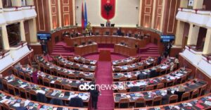 buxheti-nen-per-nen/-ps:-amendamentet-e-opozites-pasi-cenojne-borxhin-publik