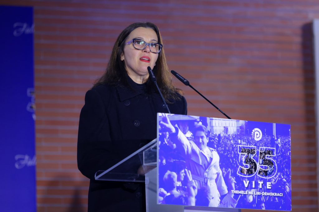 danjela-shyti:-tuneli-i-kerrabes,-“ura”-qe-na-ka-lehtesuar-jeten!