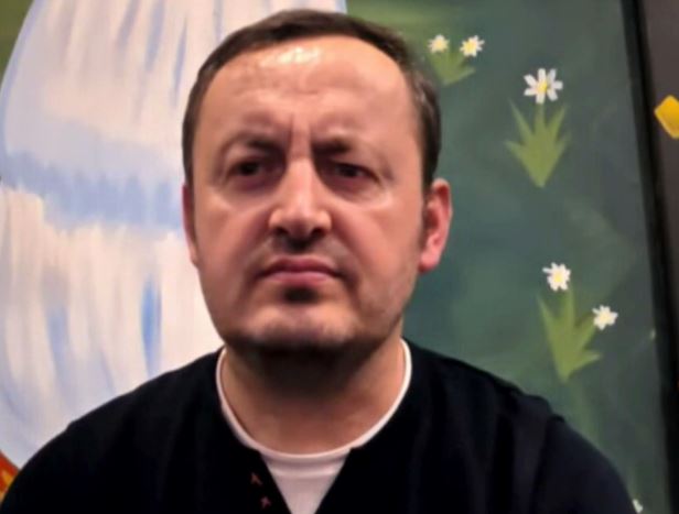 klodian-braho-ne-krye-te-spak/-mahmutaj:-te-ece-ne-rrugen-e-dumanit.-21-janari?-berisha,-akuze-per-vrasje-me-paramendim