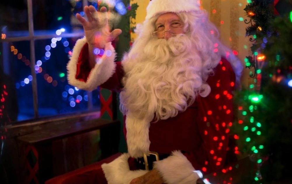 larg-imazhit-te-veshur-me-te-kuqe/-arkeologet-pretendojne-se-kane-zbuluar-varrin-e-babagjyshit