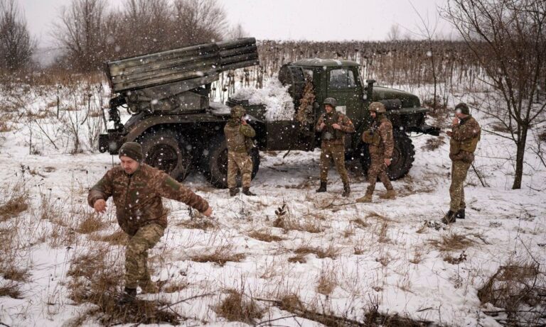 sfida-e-ukraines-pas-luftes:-ushtri-e-madhe,-kosto-shtese-dhe-zgjedhje-te-veshtira-strategjike