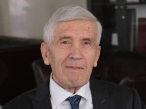 ndarja-nga-jeta-e-ish-kryeparlamentarit-daci,-albin-kurti-mesazh-ngushellimi-familjareve-dhe-kolegeve:-emer-me-rendesi-ne-historine-e-shtetndertimit-te-kosoves