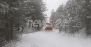 video/-akset-ne-qafe-thore,-vermosh-dhe-theth-perfshihen-nga-reshjet-e-debores,-policia-apel-shofereve:-perdorni-goma-dimerore-e-zinxhire