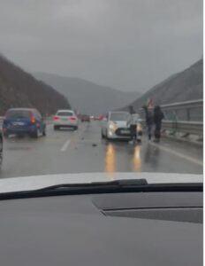 aksidentet-ne-veri-dhe-verilindje-te-vendit,-reagon-shoqata-e-siguruesve-te-shqiperise:-mungesa-e-marrjes-se-masave-rrezik-per-qytetaret.-duhet-transparence-dhe-pergjegjesi