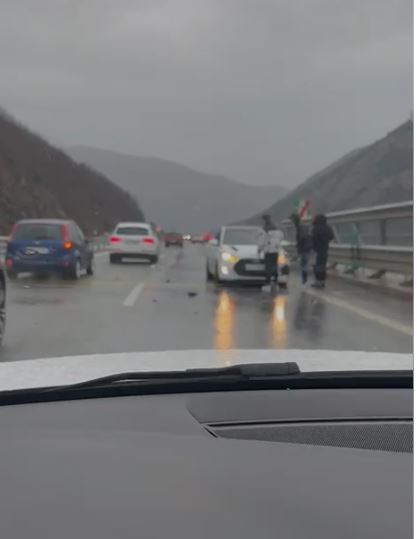 aksidentet-ne-veri-dhe-verilindje-te-vendit,-reagon-shoqata-e-siguruesve-te-shqiperise:-mungesa-e-marrjes-se-masave-rrezik-per-qytetaret.-duhet-transparence-dhe-pergjegjesi