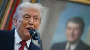 protestat-me-viktima-ne-iran/-paralajmeroi-nderhyrjen-e-shba-ve,-teherani-i-pergjigjet-trump:-nje-vendim-i-tille-rrezikon-destabilizimin-e-rajonit