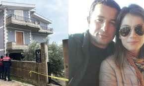 burri-vrau-gruan-dhe-me-pas-veten/-detaje-nga-krimi-ne-familje-ne-vlore,-40-vjecarja-ishte-kthyer-per-festat-e-fundvitit-ne-banese,-konfliktet-mes-ciftit…