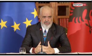 ledioni-brikenes-duke-e-bindur-qe-imazhi-nuk-i-prishet-per-ca-mesazhe!