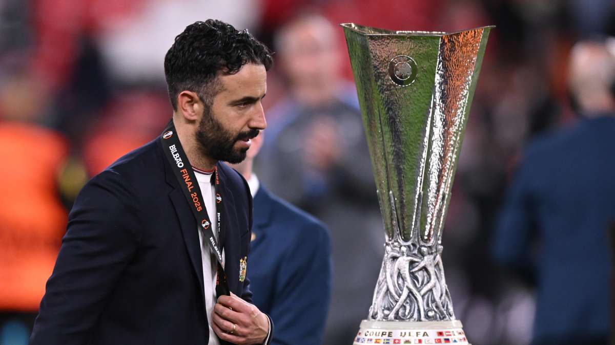 manchester-united-amorim,-“divorc”-pas-14-muajsh.-shkarkohet-portugezi,-fletcher-ne-pankine