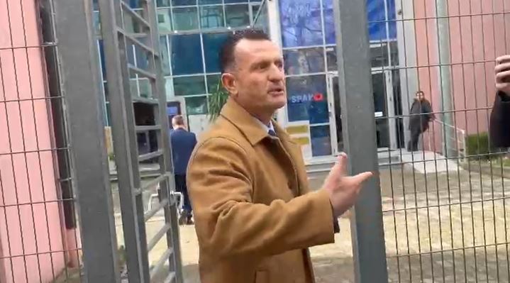 meta-kerkon-ndryshimin-e-mases-se-sigurise/-sot-seanca-ne-gjkko,-avokati-cakrani:-presidenti-real-i-shqiperise-do-dale,-te-gjithe-madurot-ne-burg