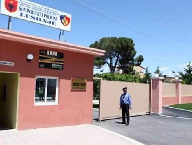 nusja-rreh-vjehrren-ne-lushnje,-djali-i-kunderpergjigjet-dhe…