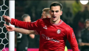 mehmeti-ne-mode/-shtohen-pretendentet-per-sulmuesin-kuqezi,-ndiqet-edhe-ne-france