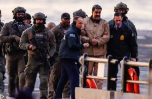 gjyqi-ndaj-maduros-ne-new-york,-ish-presidenti-i-venezueles-dhe-gruaja-e-tij-nuk-pranojne-fajesine