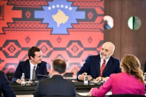 analiza:-pas-tri-vitesh-mungese,-a-do-te-kete-nje-takim-te-ri-mes-qeverive-te-kosoves-dhe-shqiperise?