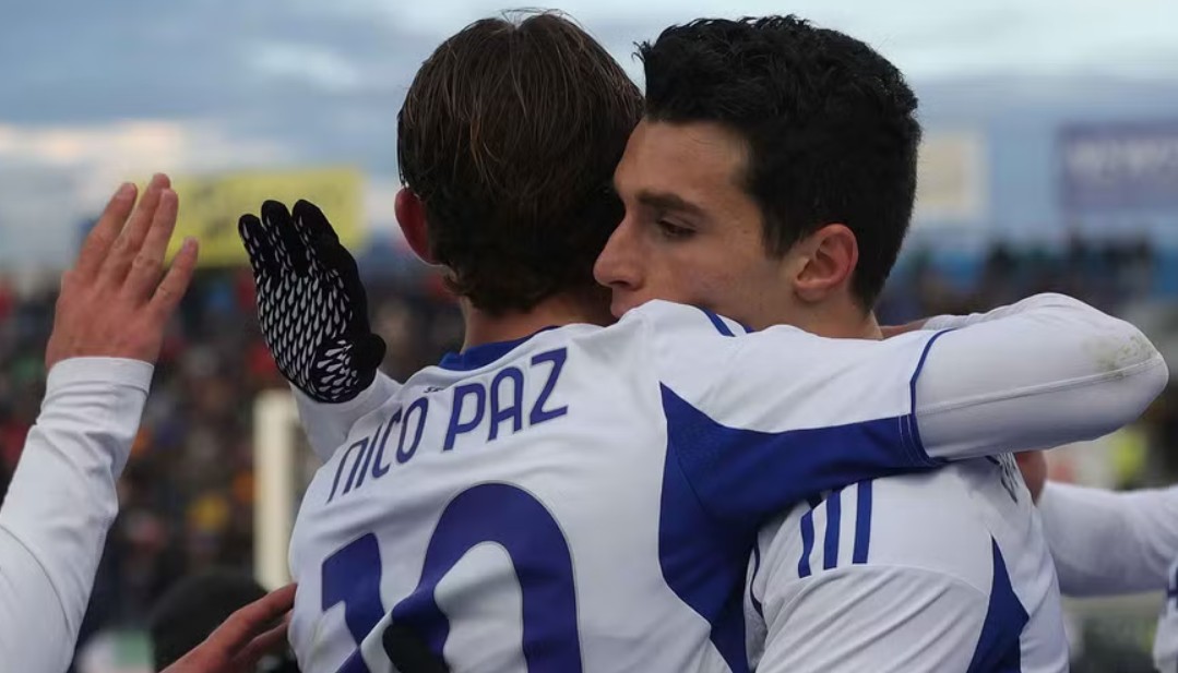 como-zhyt-pisa-n-ne-fund-dhe-kap-champions-in.-ekipi-i-fabregas-te-kenaq-syte-(video)