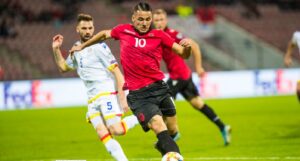 manaj-mund-te-rikthehet-ne-turqi,-trajneri-i-sivasspor:-lojtar-fantastik