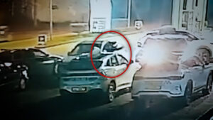 “ortaku-qe-u-kthye-ne-armik”/-“ne-shenjester”-zbardh-sherrin-e-mond-mehalles-me-ish-partnerin-ne-biznes!-si-u-pikas-“audi”-i-zi-i-autoreve