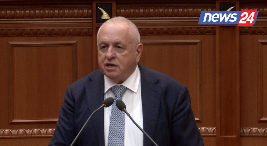 situata-me-reshjet,-tritan-shehu:-gjirokastra-e-izoluar-dhe-nen-uje,-banoret-ne-rrezik