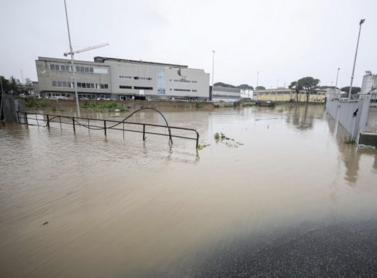 durresi-nen-uje,-rama-ironizon-opoziten:-s’e-kuptoj-pse-nuk-po-me-fajesojne-akoma-mua,-qeverine-dhe-bashkine!