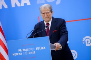 permbytjet,-berisha:-te-shpallet-urgjent-gjendja-e-fatkeqesise-natyrore,-rama-po-ben-sehir-si-nje-cinik.-42-milione-eurot-e-dhena-per-mbrojtjen-e-durresit-nga-permbytjet-jane-vjedhur