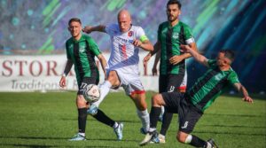 apolonia-si-test,-egnatia-mes-kupes-dhe-kampionatit