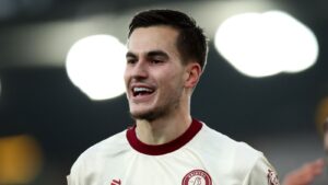 mehmeti-on-top-ne-angli,-renditet-i-3-ti-ne-championship