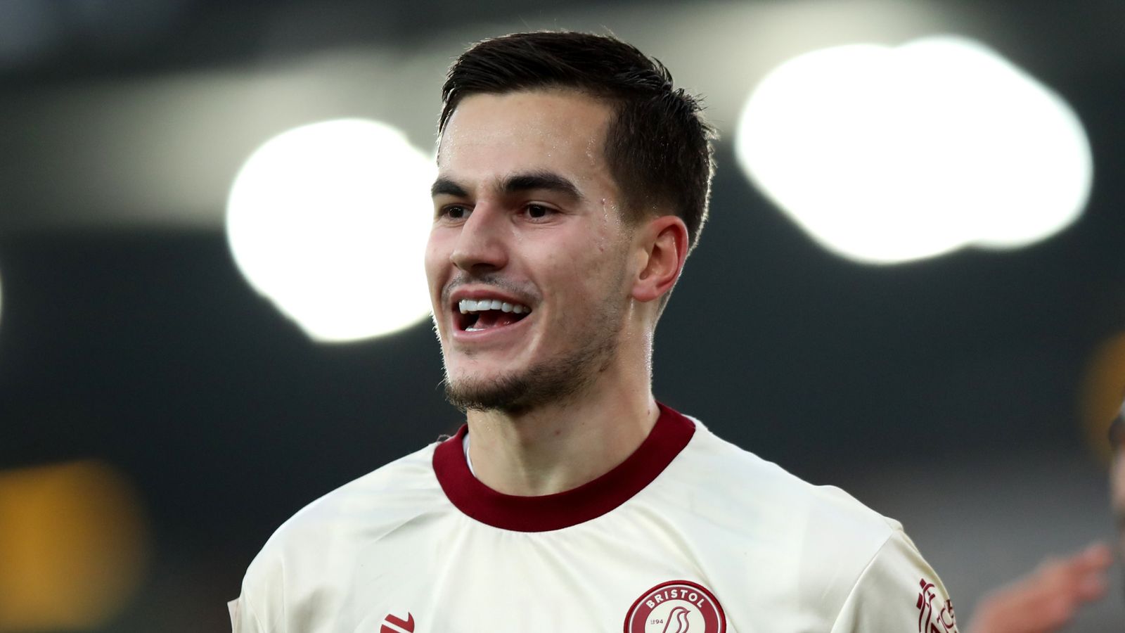 mehmeti-on-top-ne-angli,-renditet-i-3-ti-ne-championship