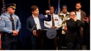 shba/-te-shtena-me-arme-zjarri-ne-minneapolis,-perplasje-mes-emigranteve-dhe-agjenteve-federale.-nje-viktime-(video)