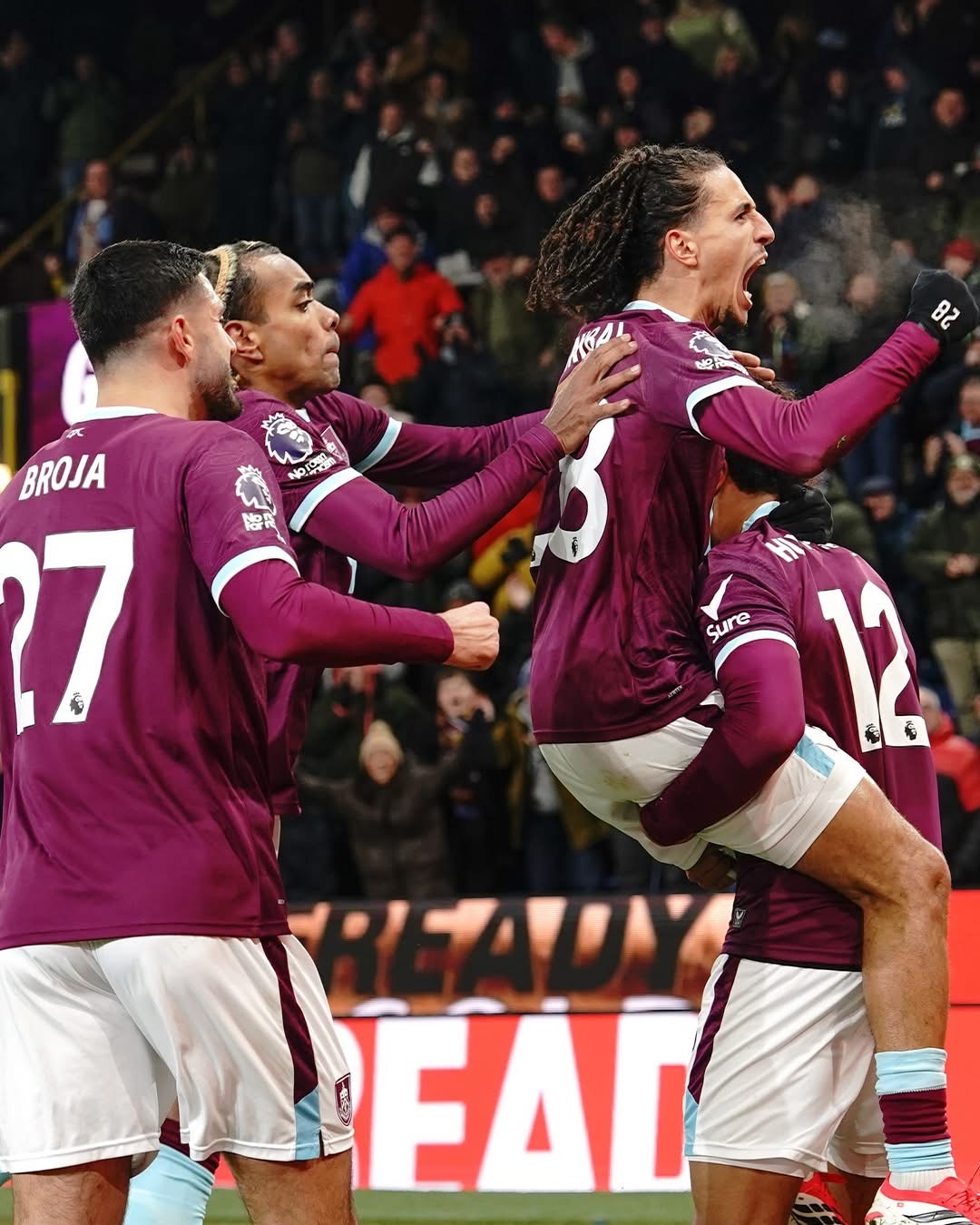 broja-me-shoke-i-marrin-barazimin-united,-sulmuesi-kuqezi-titullar