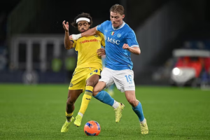 conte,-i-terbuar-me-arbitrin:-mos-valle-duhet-ta-prese-krahun-hojlund?-keshtu-behet-e-veshtire…