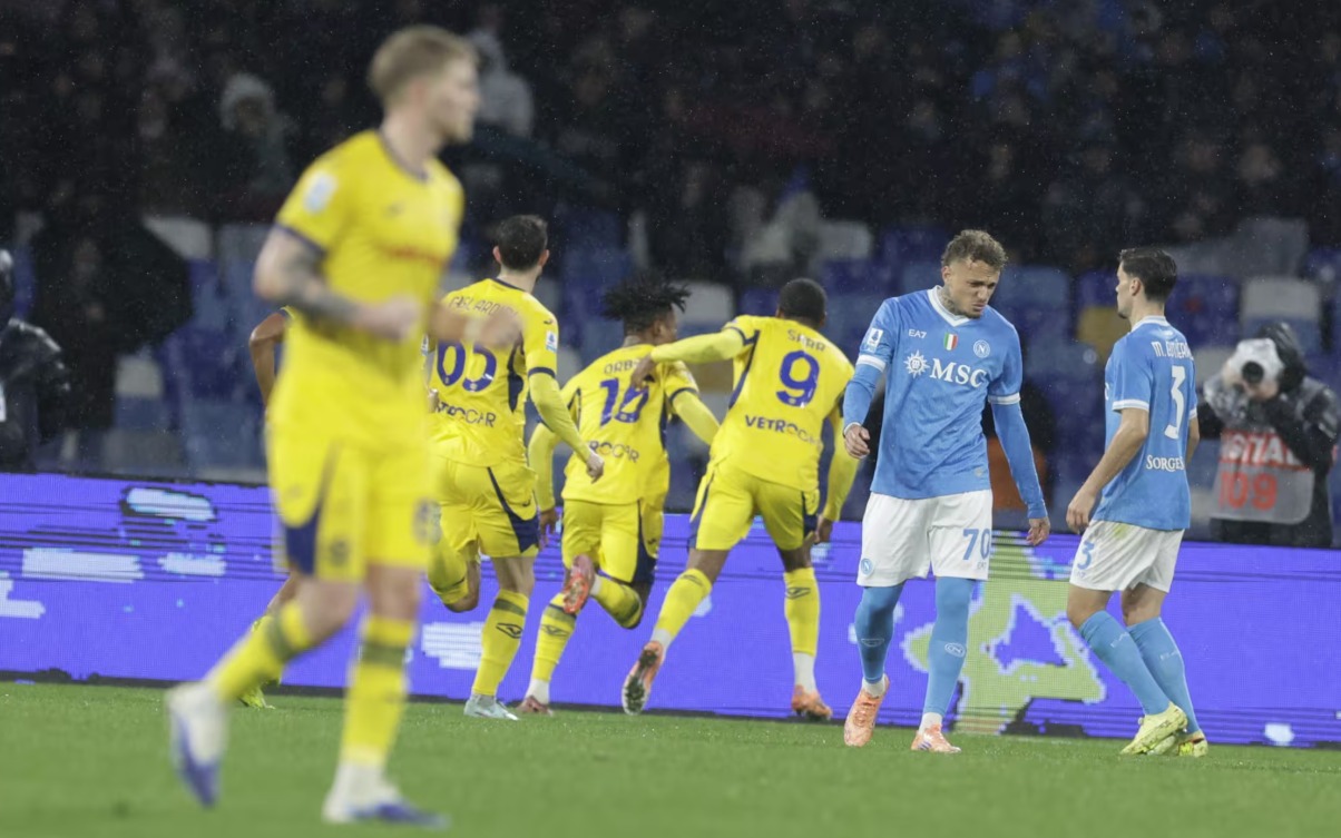 “frenon”-napoli,-verona-i-“rremben”-nje-pike,-tani-conte-sfidon-inter:-shkojme-atje-te-vendosur,-japim-maksimumin-(video)