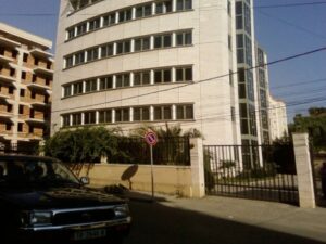 i-arrestuar-ne-gjermani-per-trafik-droge-dhe-arme,-prokuroria-tirane-kerkon-konfiskimin-e-pasurive-per-nje-shtetas