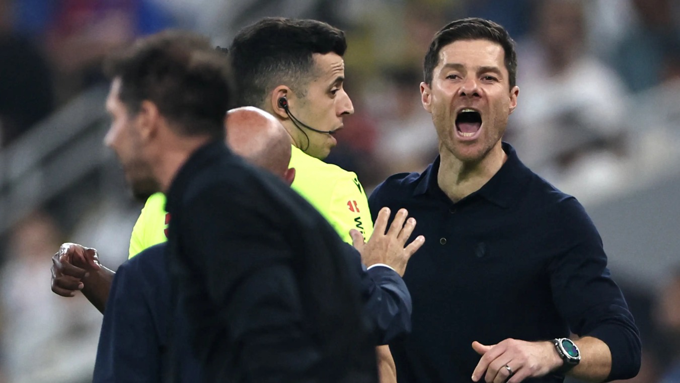 “objektiv-ishte-finalja”,-alonso-feston-pas-suksesit-ne-derbi,-simone-“driblon”-temen-vinicius:-nuk-mbaj-mend-asgje-(video)