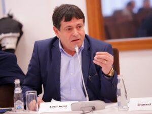 lush-susaj:degjimi-i-qytetarit-eshte-hapi-i-pare-per-te-sheruar-plaget-politike!