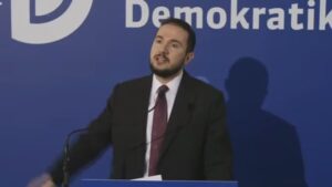 “e-kam-mundur-ramen,-ndersa-keta-i-derrmon-prej-2013”,-salianji-ngre-tonet:-une-bera-burg,-te-tjeret-moren-leje,-tendera-dhe-bene-para