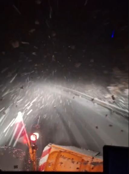 reshjet-e-dendura-te-shiut,-si-eshte-situata-ne-qarkun-e-elbasanit/-bresher-dhe-debor-ne-zonat-malore,-lumi-devoll-ka-dale-nga-shtrati-dhe…