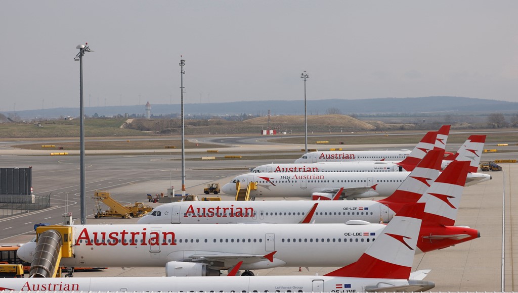 situata-kaotike-ne-iran-pas-protestave,-“austrian-airlines”-pezullon-fluturimet-drejt-teheranit